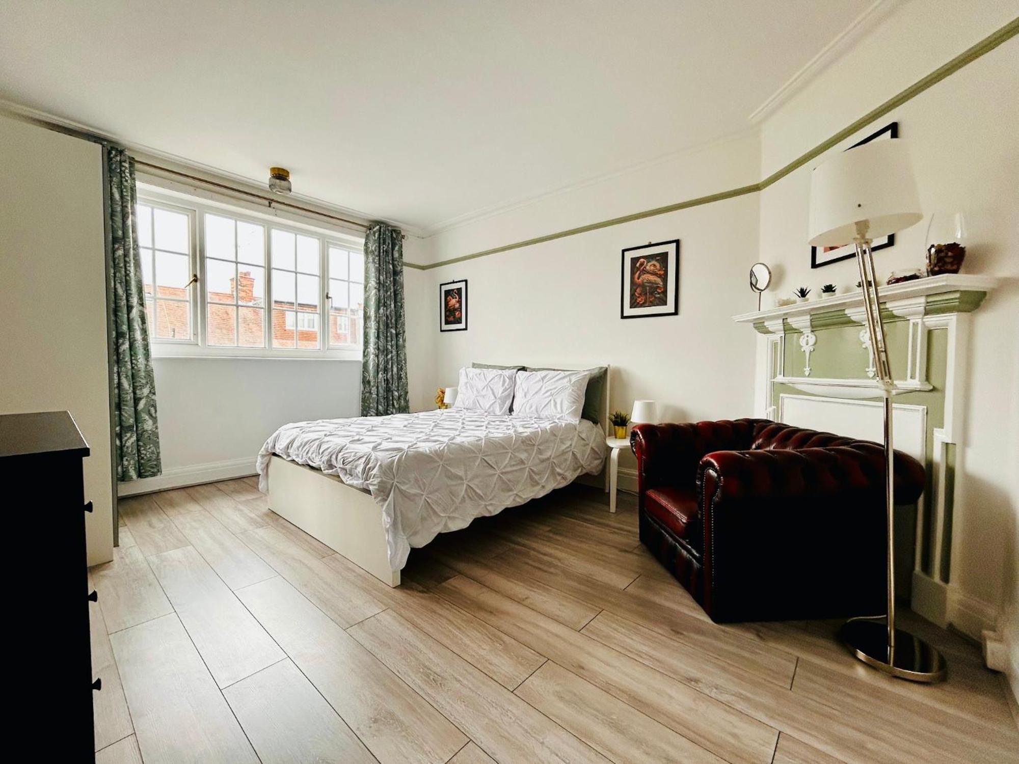 Rest Boutique Golders Green Londra Exterior foto